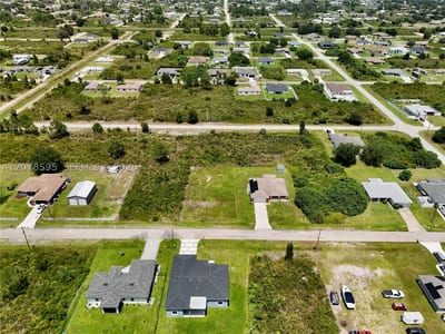 2808 55th St W, Lehigh Acres, FL 33971 — 28 of 47