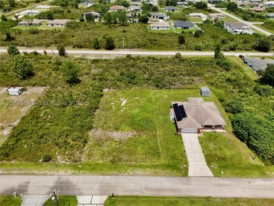 2808 55th St W, Lehigh Acres, FL 33971 — 30 of 47