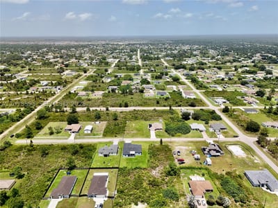 2808 55th St W, Lehigh Acres, FL 33971 — 32 of 47