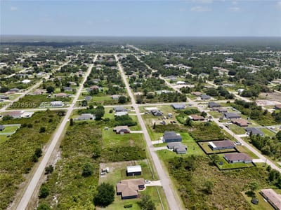 2808 55th St W, Lehigh Acres, FL 33971 — 39 of 47