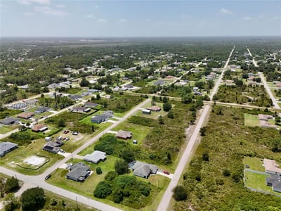 2808 55th St W, Lehigh Acres, FL 33971 — 7 of 47