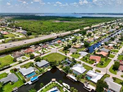 2014 Everest Pkwy, Cape Coral, FL 33904 — 13 of 22