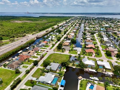 2014 Everest Pkwy, Cape Coral, FL 33904 — 14 of 22