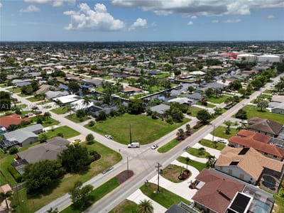 2014 Everest Pkwy, Cape Coral, FL 33904 — 3 of 22
