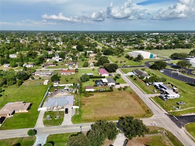 205 Arthur Ave, Lehigh Acres, FL 33936 — 13 of 47