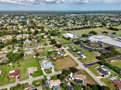 205 Arthur Ave, Lehigh Acres, FL 33936 — 35 of 47