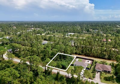 1114 Craft St E, Lehigh Acres, FL 33974 — 2 of 45
