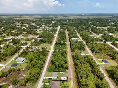 1114 Craft St E, Lehigh Acres, FL 33974 — 3 of 45